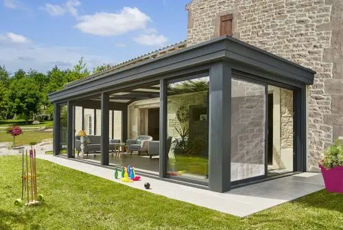 Quels sont les avantages de l’installation d’une véranda ?