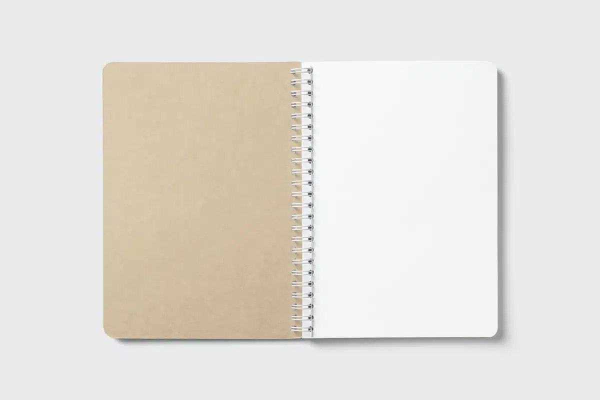 Choisir le cahier polypro A4 : une solution durable et pratique pour vos prises de notes
