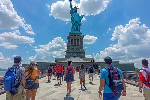 Visiter la Statue de la Liberté : histoire, accès et conseils pratiques