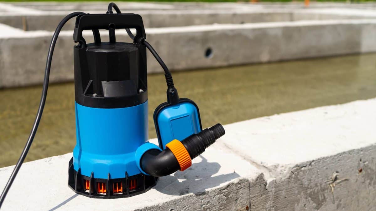 Les avantages des pompes à eau des grandes marques pour votre système de relevage et votre jardin