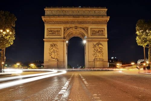 Investir dans une maison de vacances française : le jeu en vaut-il la chandelle ?