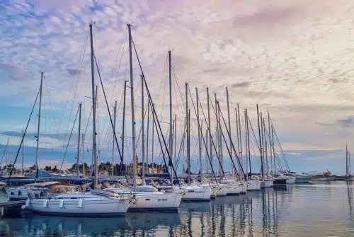 Les avantages d’une location en résidence de tourisme à Port Leucate pour vos vacances